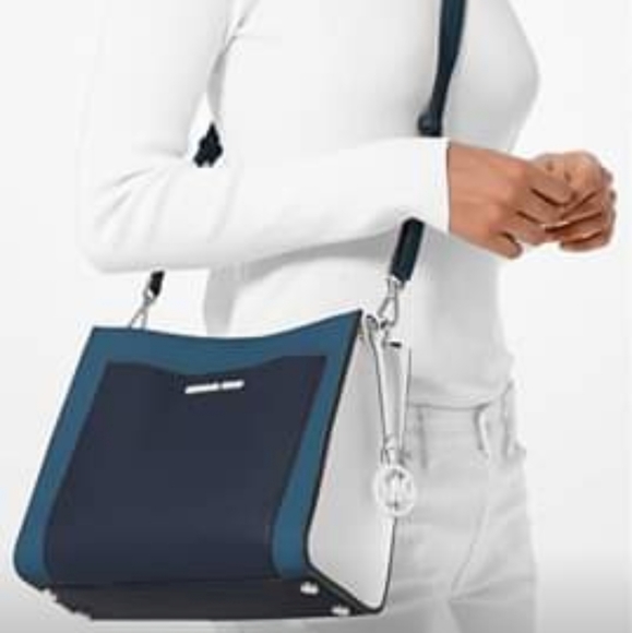 Michael kors bag - Picture 3 of 3